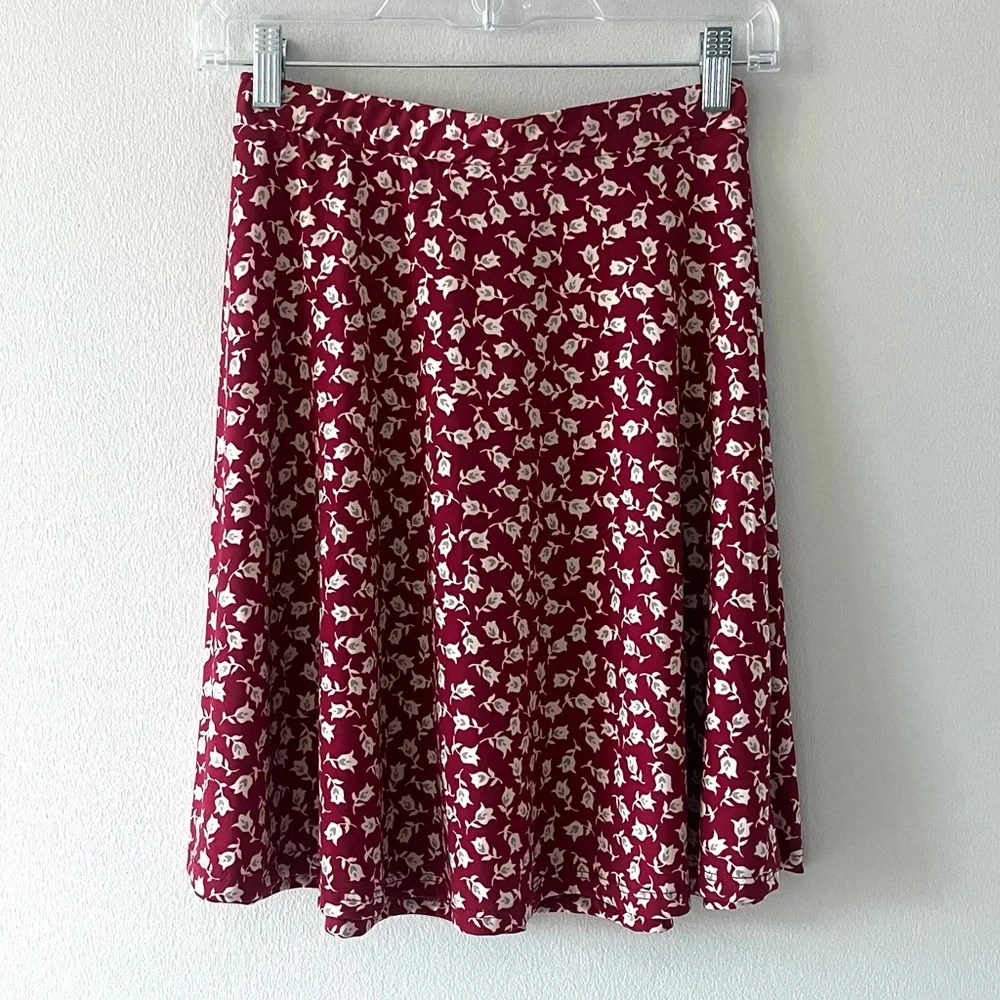 Gilli A-Line Red Floral Skirt